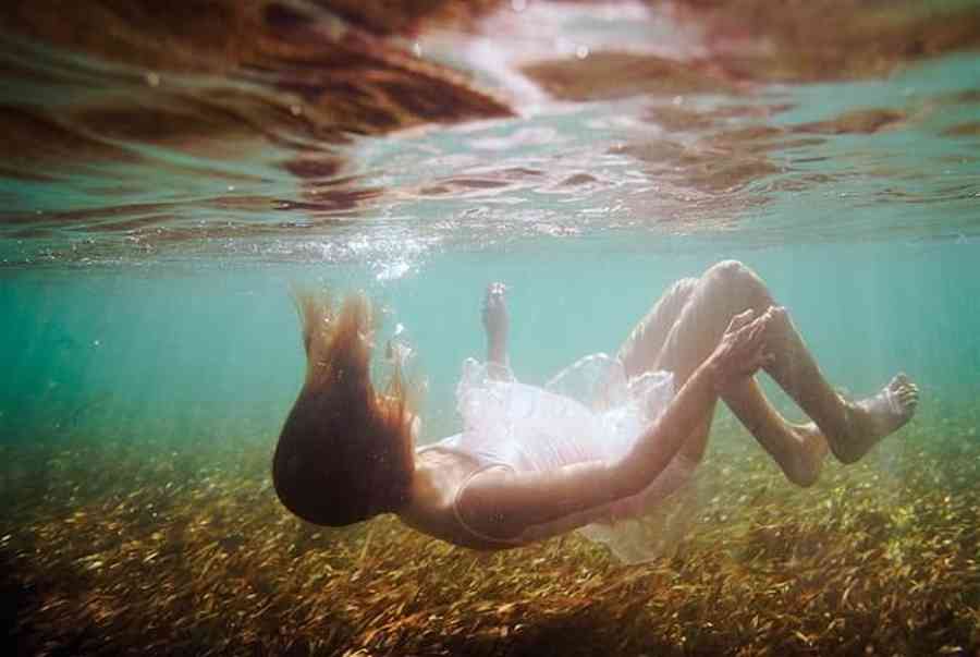 mơ thấy mình ở dưới nước